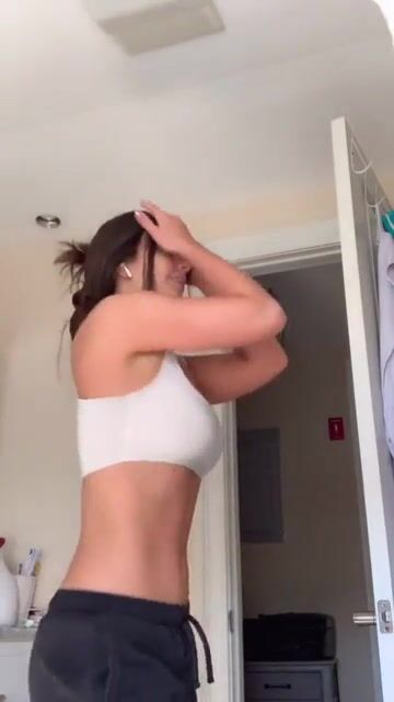 The way she bends down