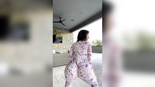 Sexy TikTok Girls: Big Booty girl in onesie ♥️♥️♥️♥️ #4