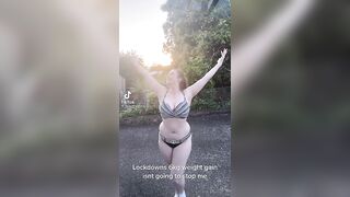 Sexy TikTok Girls: How is she allowed to be this milky #3