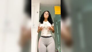 Sexy TikTok Girls: Nips and booty #2