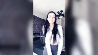 Sexy TikTok Girls: nippy slippy @lissagibbsss #1