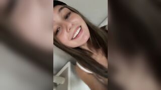 Sexy TikTok Girls: Nip flash #3