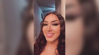 Sexy TikTok Girls: @xokxko Seductive eyes #3