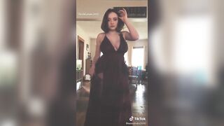 Sexy TikTok Girls: Lookin good #4