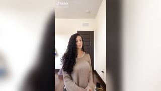 Look what she's tring to hide