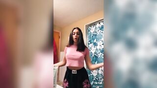 Sexy TikTok Girls: 18 y/o nipples #4