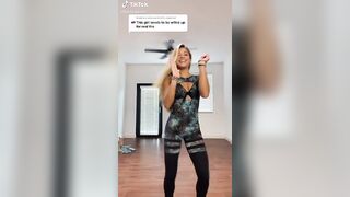 Sexy TikTok Girls: Put a ring on it #2