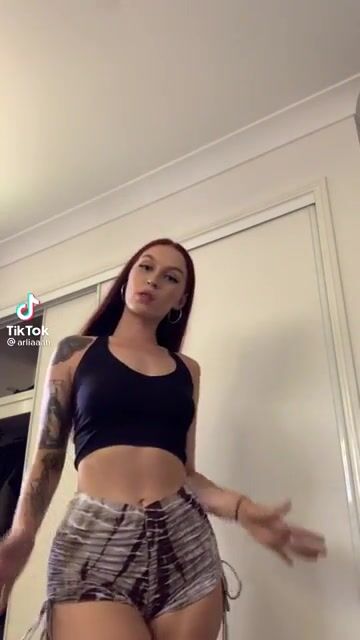 Only 400 followers, here's hoping for more of her