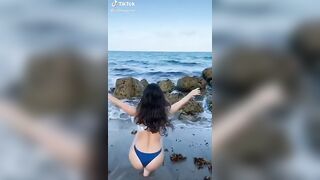 Sexy TikTok Girls: She’ll stay afloat with those #2