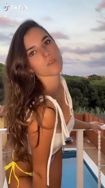 Luana is as sexy as they come ????????????