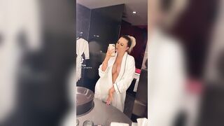 Sexy TikTok Girls: Is milf your type? #3