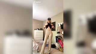 Sexy TikTok Girls: ♥️♥️ eating her pants. #1