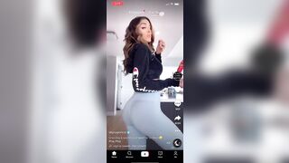 Sexy TikTok Girls: Grey yoga pants #3