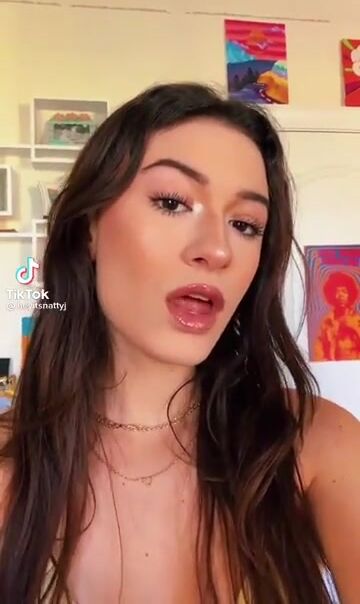 I want her to sit on my face