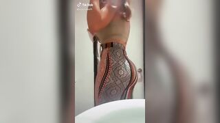 Sexy TikTok Girls: Showing off her body #3