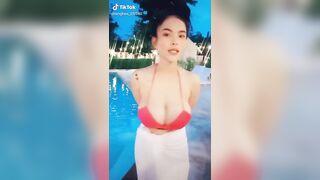 TikTok Busty: Tangkwa #2