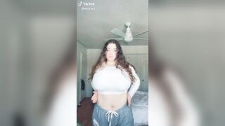 TikTok Busty: Laura #4