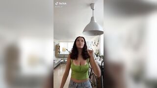 TikTok Busty: Lianna_yt #2