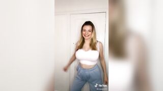 TikTok Big Titties: Wobble wobble #4