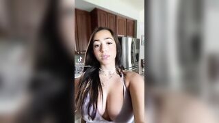 TikTok Tits: Maddierametta #1