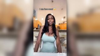 TikTok Tits: Holy shit... ♥️♥️♥️♥️♥️♥️ #4