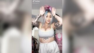 TikTok Tits: Sunday boobs #2