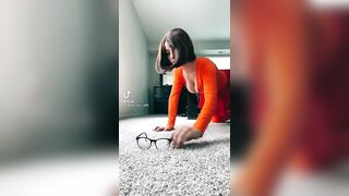 Velma Finds Her Glasses ????
