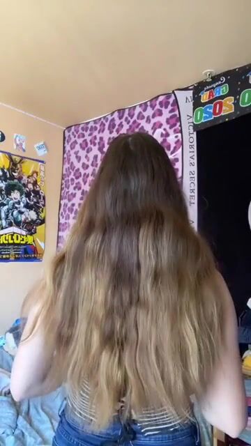 Damn the reveal ????????