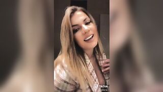 TikTok Tits: That rack #4