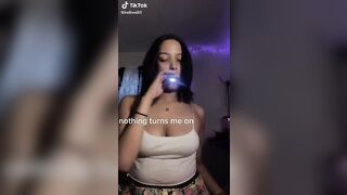 TikTok Tits: Kelliwelli5 #1