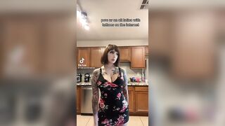 TikTok Tits: Redroomromance #3