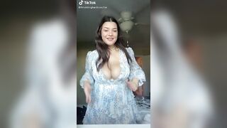 A little commotion for the dress