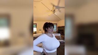 TikTok Tits: Any of you know who this is? Was originally posted with no name. #4