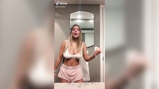 TikTok Tits: Nice Twerk #2