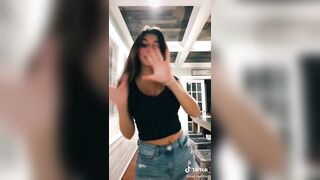 TikTok Tits: Nice jiggle #3