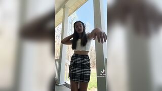 TikTok Thot: Skirts are the best #3