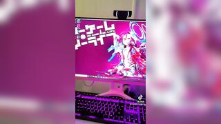 TikTok Thot: Gamer chick #4