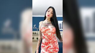 TikTok Thot: Tattooed cleavage #2