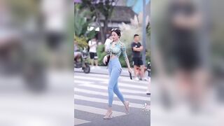 TikTok Thot: Chinese Street fashion boob jiggle #4