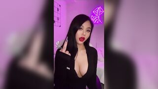 TikTok Thot: I like both #4