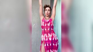 TikTok Thot: Down blouse #2