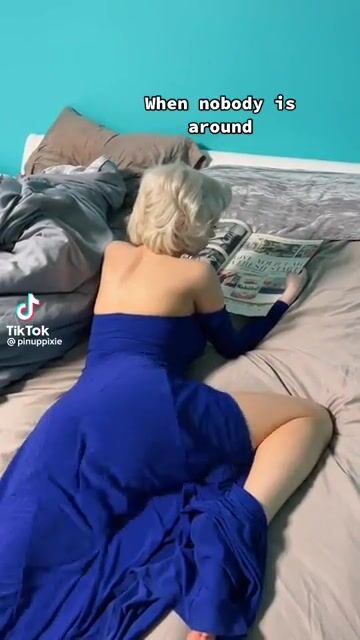 pinuppixie just the right amount of jiggle ????????