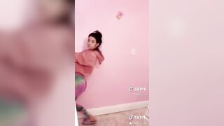TikTok Ass: That ♥️♥️ was moving #4