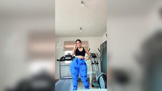 TikTok Ass: valerialcalaa #2