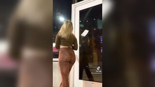 TikTok Ass: Leggings #4