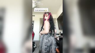 TikTok Ass: Oh it's definitely moving #1