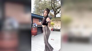 TikTok Ass: @sunnysunrays #2