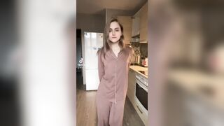 TikTok Hotties: ah good morning. Monday is a hard day and I wish you a lot of strength #2