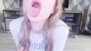 TikTok Hotties: Can you feed me? #1