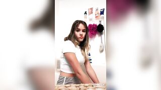 TikTok Hotties: Keep a look out! She said she’ll post full video at 100k likes #3